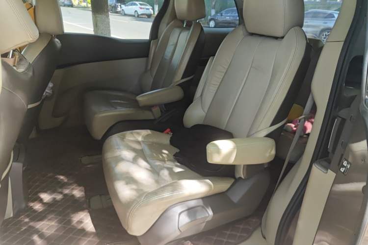 Used Buick GL8 2011 3.0L GT Luxury Business Haoya Edition
