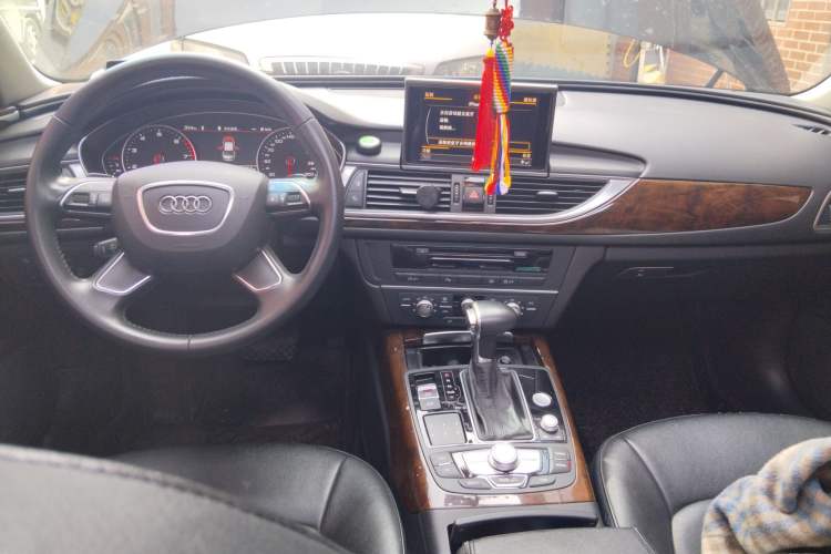 Used Audi A6L 2015 TFSI Millionth Anniversary Intelligent Model Center Console