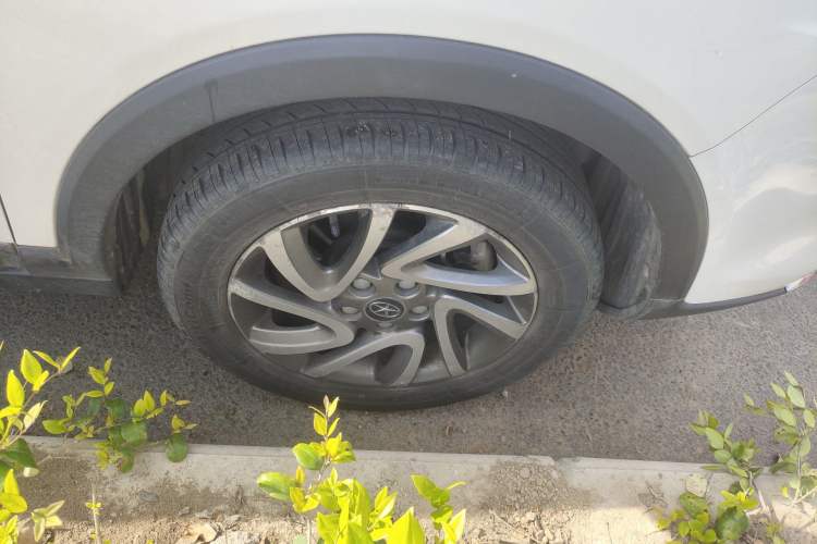 Used JAC Group Refine S3 2016 1.5L CVT Luxury Smart Version Right Front Wheel Hub