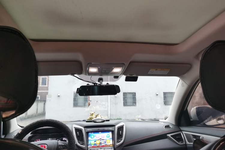 Used CHANGAN CS75 2017 Shangku Edition 1.5T Manual ZhiXiang Model
