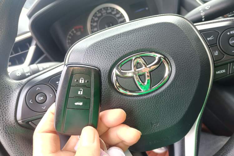 Used Toyota Levin 2021 185T CVT Luxury Edition
