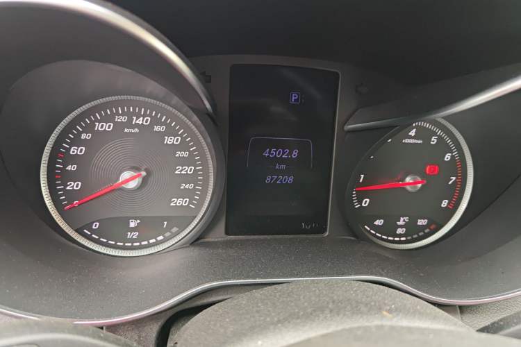 Used Mercedes-Benz C-Class 2015 C 180 L Sport Edition