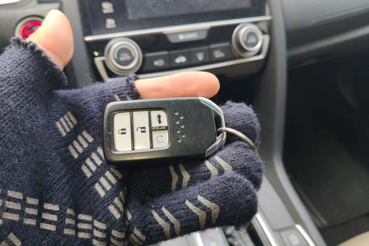 Used Honda Civic 2016 220TURBO CVT Luxury Edition