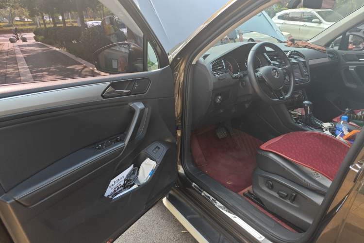 Used Volkswagen Tiguan L 2018 380TSI Automatic All-Wheel Drive Luxury Edition
