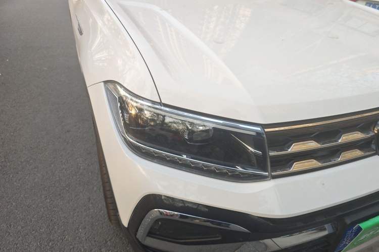 Used Volkswagen T-Cross 2020 280TSI DSG Luxury Edition Right Front Headlight
