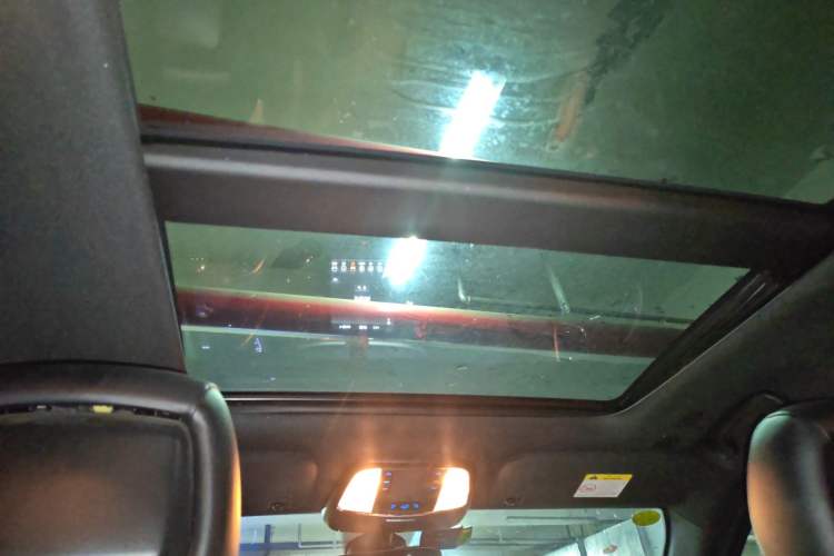 Used Jeep Grand Cherokee 2017 3.0L Comfort Navigation Edition Headliner