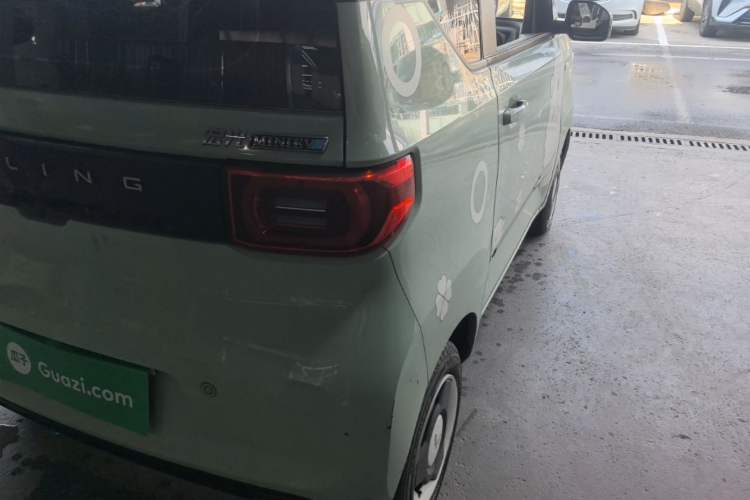 Used Wuling Hongguang MINIEV 2021 Macaron Premium Model – Lithium Iron Phosphate