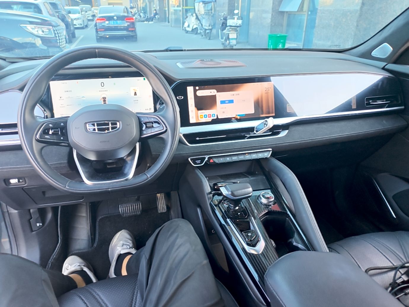 Geely Auto Monjaro L 2024 2.0TD High-Power Automatic Two-Wheel Drive Skyline Edition — снимка 12