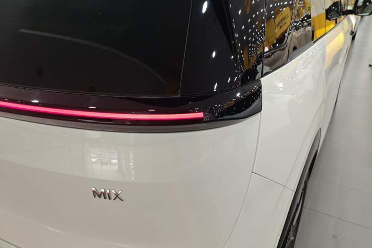 Used Zeekr MIX 2025 Long-Range Intelligent Driving Edition
