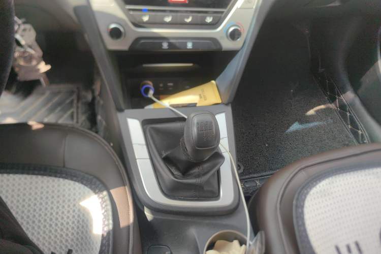 Used Hyundai Elantra (6th Generation / Lingdong) 2016 1.6L Manual ZhiXuan·Youth Edition
