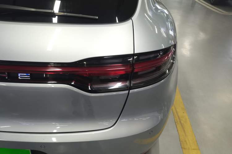 Used Porsche Macan 2021 Macan 2.0T