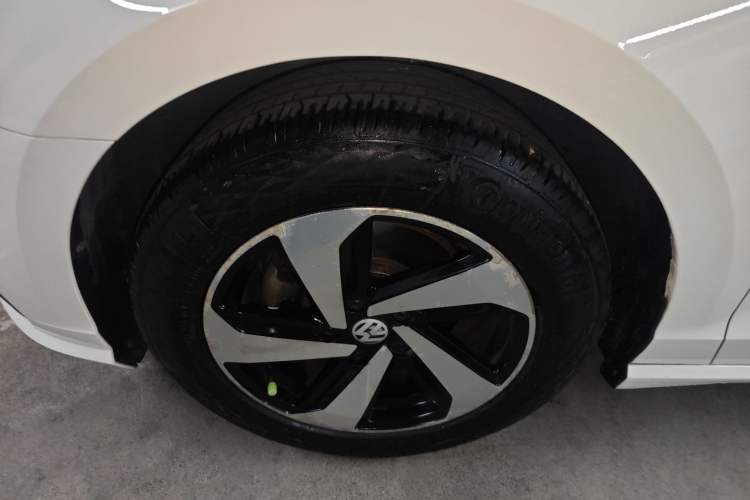 Used Volkswagen Lamando 2019 230TSI DSG Vision Edition China VI Standard Left Front Wheel Hub