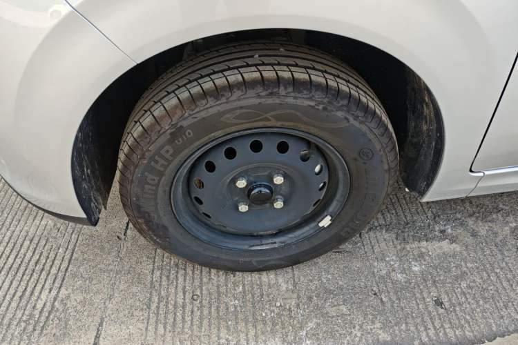 Used Wuling Hongguang New Energy 2024 All-Electric Model 300KM Practical Version