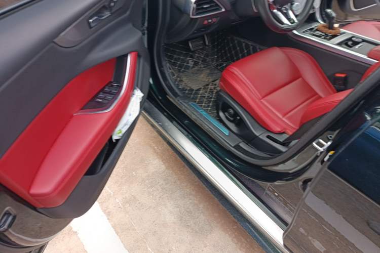 Used Jaguar XEL 2023 2.0T 250 PS R-DYNAMIC S Advanced Sport Edition
