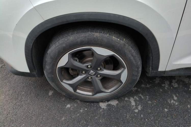 Used Baojun RM-5 2019 1.5T CVT 24-Hour Online Luxury Version 6 Seats Exterior 4