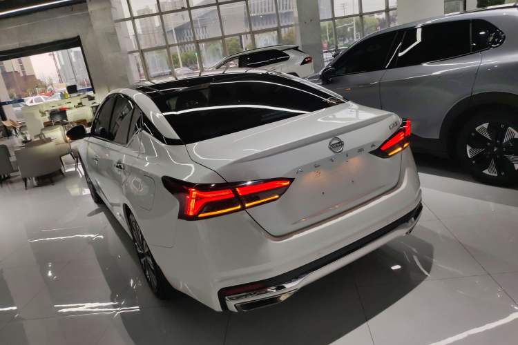 Used Nissan Teana 2022 2.0L XL-Upr Enjoyment Edition Rear Left 45 Deg