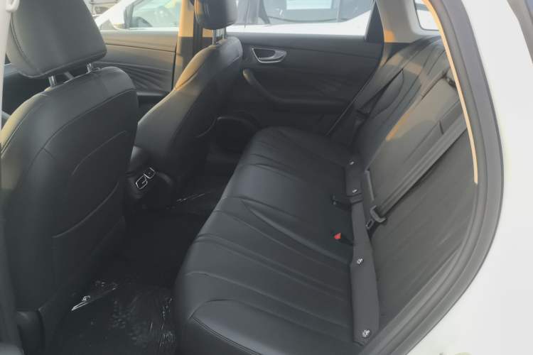 Used Roewe D7 2025 DMH 125km World Champion Edition