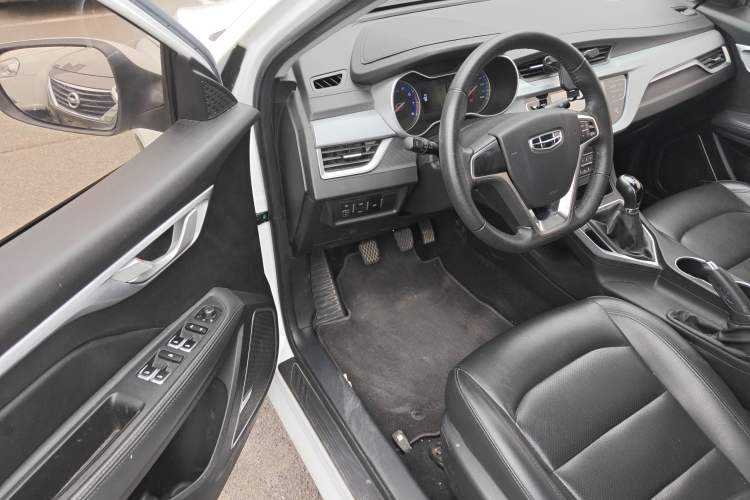 Used Geely Auto Vision 2020 Revised 1.5L Manual Asian Games Edition Driver Seat