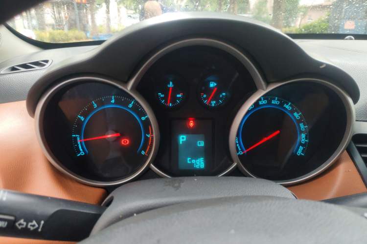 Used Chevrolet Cruze 2013 1.8L SE AT