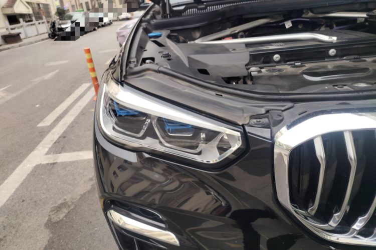 Used BMW X5 2022 xDrive 40Li M Sport Package