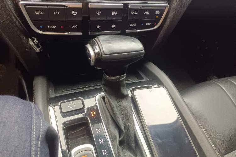 Used GAC Trumpchi GS8 2017 320T Two-Wheel Drive Luxury Smart Connectivity Version (7 Seats)
