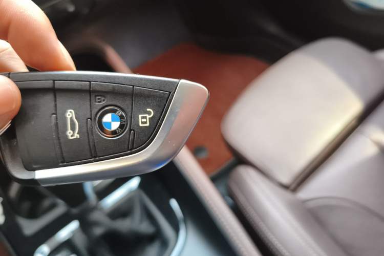 Used BMW X1 2018 sDrive18Li Luxury Model
