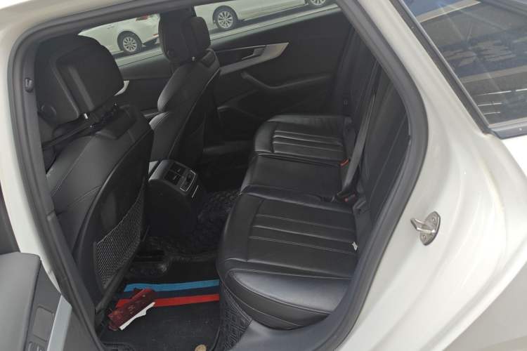 Used Audi A4L 2020 40 TFSI Luxury Dynamic Model Left Rear Seat