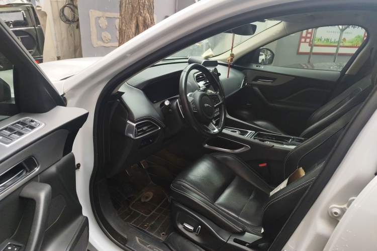 Used Jaguar F-PACE 2020 2.0T Rally Edition Driver Seat