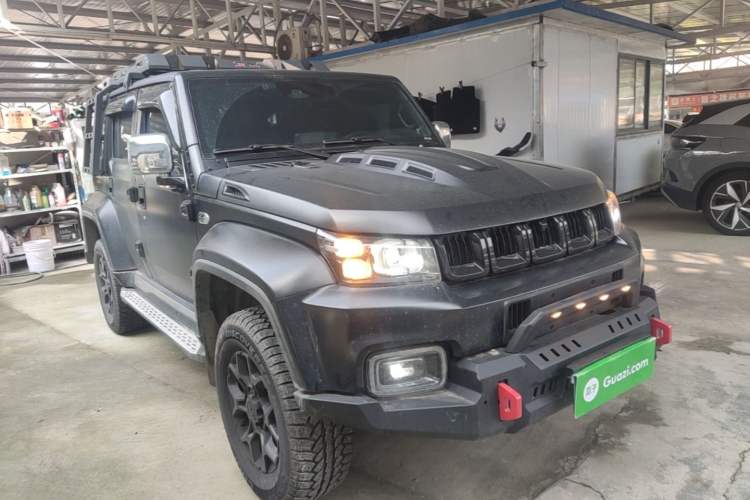 Used BAIC Off-Road BJ40 2021 2.0D Automatic Four-Wheel Drive Blade Hero Edition Adventurer Type Front Right 45 Deg