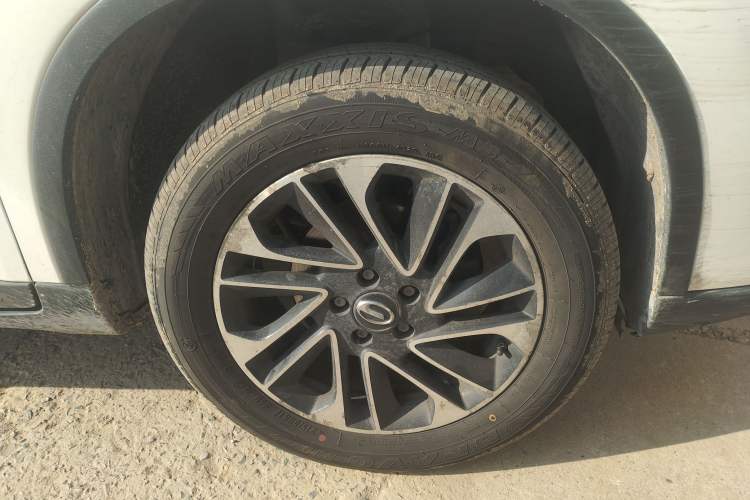 Used GAC Trumpchi GS4 2015 200T Manual Luxury Edition Right Front Wheel Hub