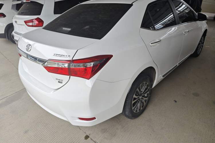 Used Toyota Corolla 2017 Revised Version 1.2T S-CVT GL-i Rear Right 45 Deg