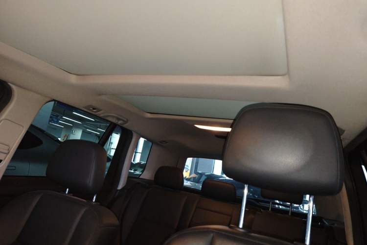 Used Mercedes-Benz GLK-Class 2013 GLK 300 4MATIC Dynamic Sunroof Model
