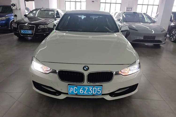 Used BMW 3 Series 2013 316i Sport Design Package
