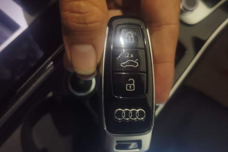 Used Audi Q8 2024 55 TFSI Luxury Dynamic Model
