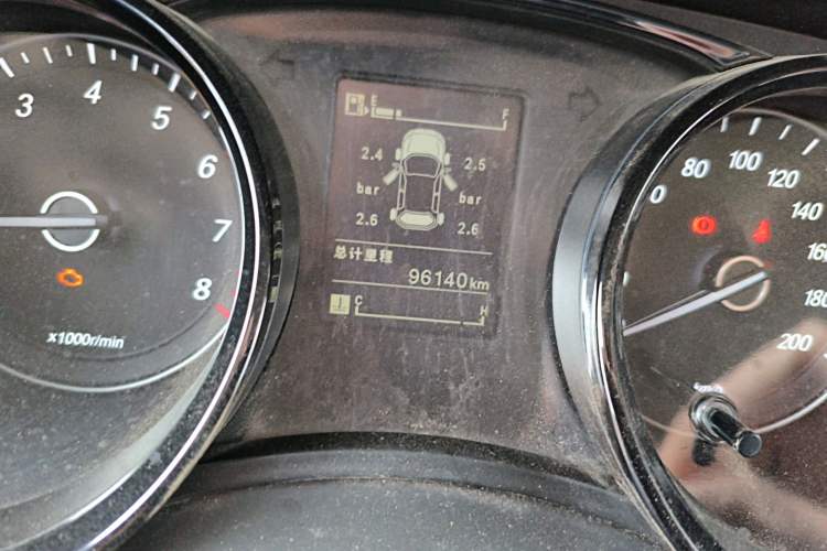 Used Wuling Hongguang PLUS 2019 1.5T Manual Luxury 7-Seater