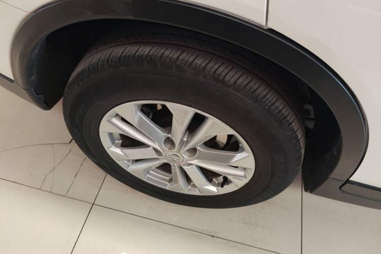 Used Nissan X-Trail 2015 2.0L CVT Comfort MAX Edition 2WD
