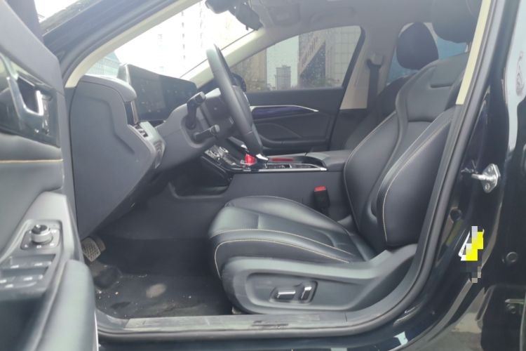 Used Bestune B70 2023 3rd Generation 1.5T Automatic Enjoyment Version 70th Anniversary Edition Left Front Seat