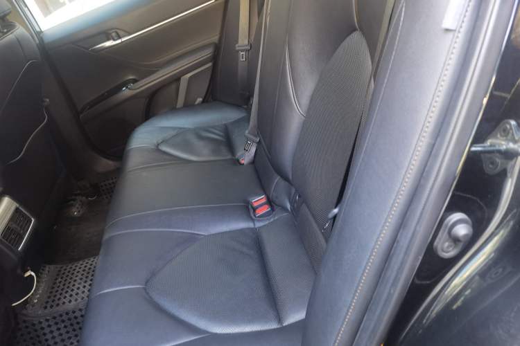 Used Toyota Camry 2019 Revised Version Dual-Engine 2.5 HG Luxury Edition Left Rear Seat