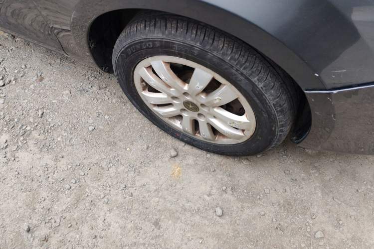 Used JAC Group Refine M2 2011 1.8L MT Comfort Model with Optional 5-Seater Configuration