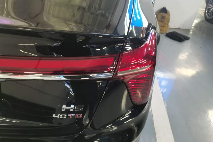 Used Hongqi H5 2024 2.0T Automatic Smart Connect Flagship Edition
