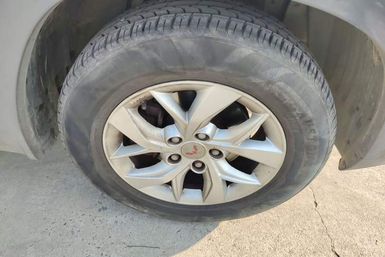 Used Wuling Hongguang S3 2018 1.5L Manual Luxury Model China V Standard