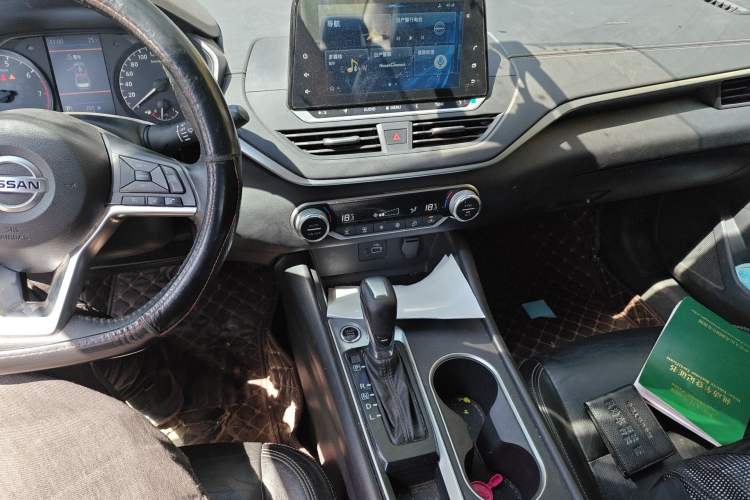 Used Nissan Teana 2020 2.0L XL Comfort Edition Audio And AC Panel