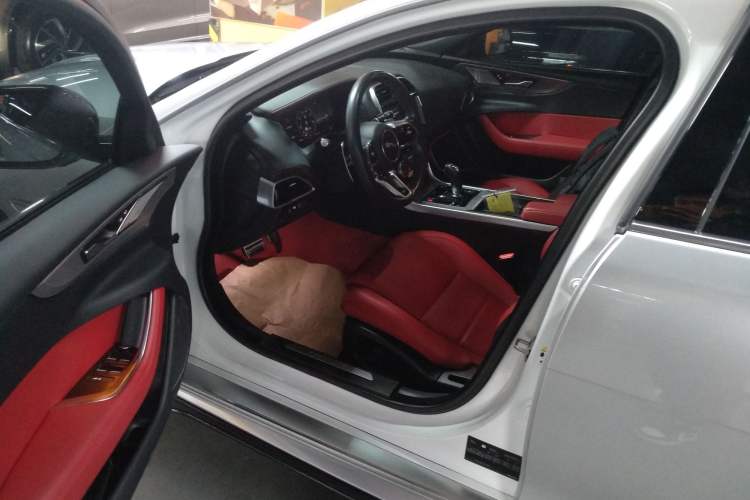 Used Jaguar XEL 2024 2.0T 250 PS R-DYNAMIC S Advanced Sport Edition
