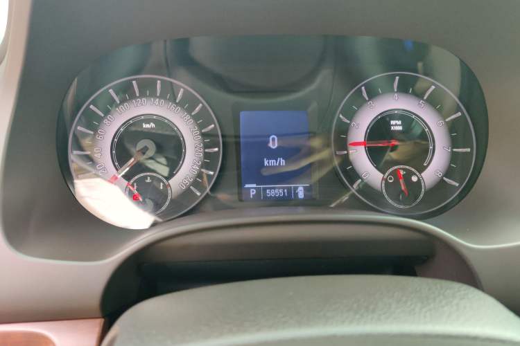 Used Roewe 950 2012 2.4L Luxury Edition
