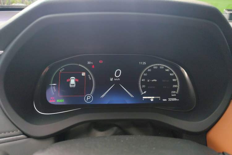 Used Toyota Venza 2023 2.5L Smart Electric Hybrid Dual-Drive Prestige Version Instrument Cluster
