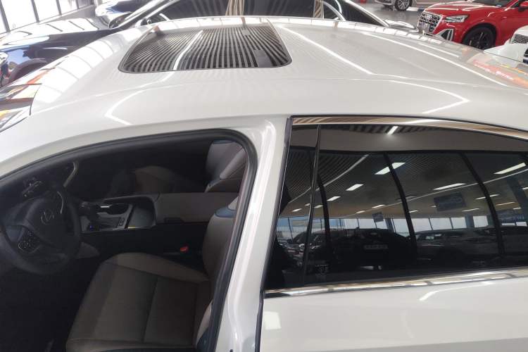 Used Lexus ES 2025 200 Premium Edition
