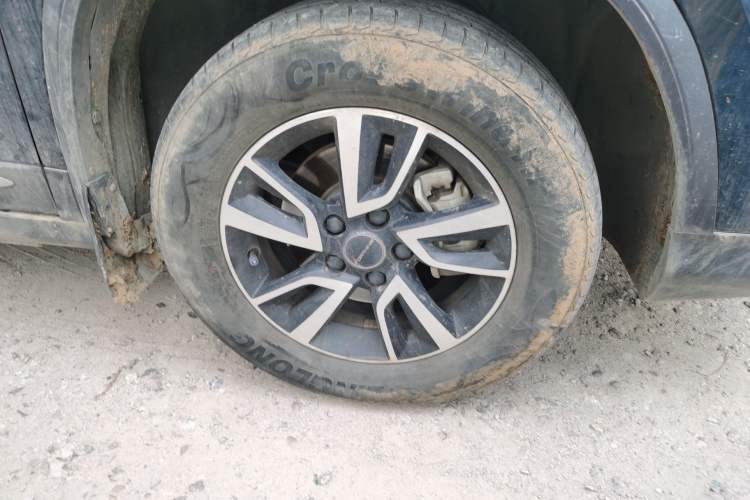 Used FORTHING T5 2023 Grand Edition 1.6L Manual Dream Version Five Seats
