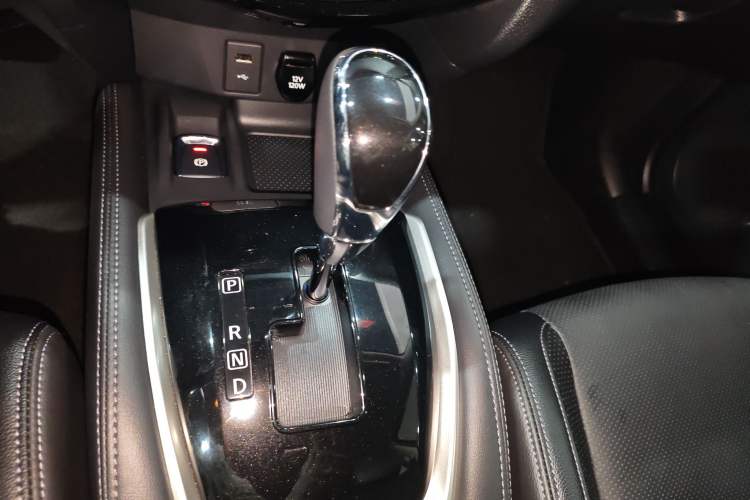 Used Nissan X-Trail 2023 Classic 2.0L Two-Wheel Drive Smart Connect & Comfort Edition
