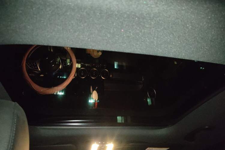 Used Mercedes-Benz GLB 2023 Refreshed GLB 200 Dynamic Edition
