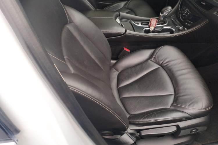 Used Buick Envision 2014 28T Four-Wheel Drive Elite Model
